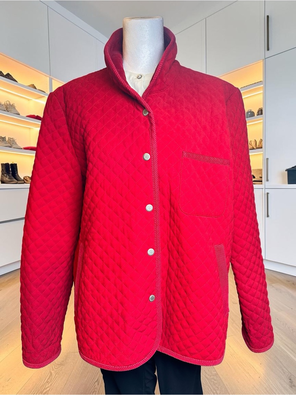 Talbots Petites Red Quilted
Jacket LP - Picture 2 of 15
